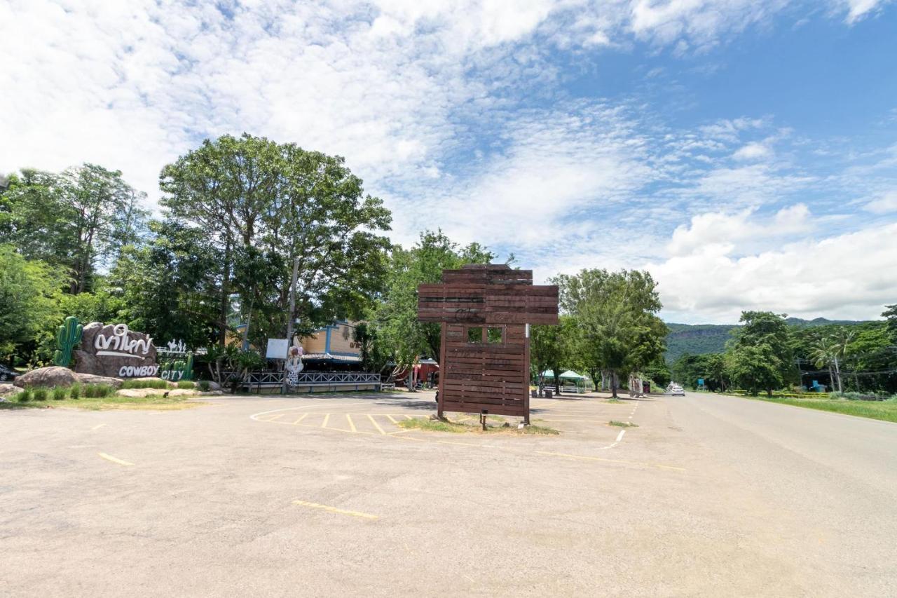 Capital O 1110 Khaoyai Cowboy City Resort Mu Si Zewnętrze zdjęcie